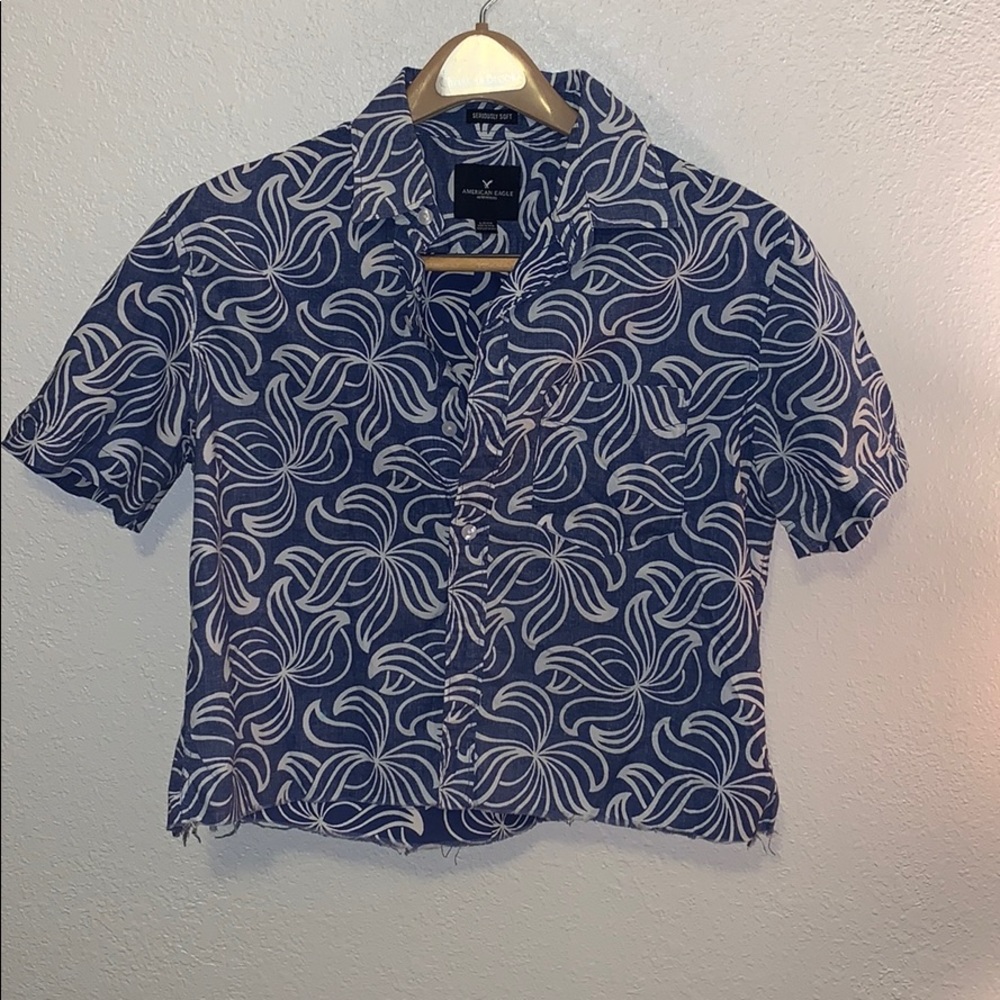 Cropped button up